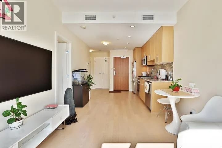 38 W 1ST AVENUE, Vancouver