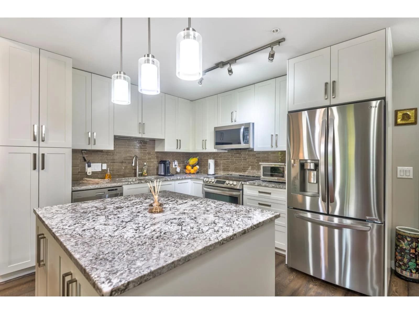 #306 6470 194 STREET, Surrey, BC photo 5