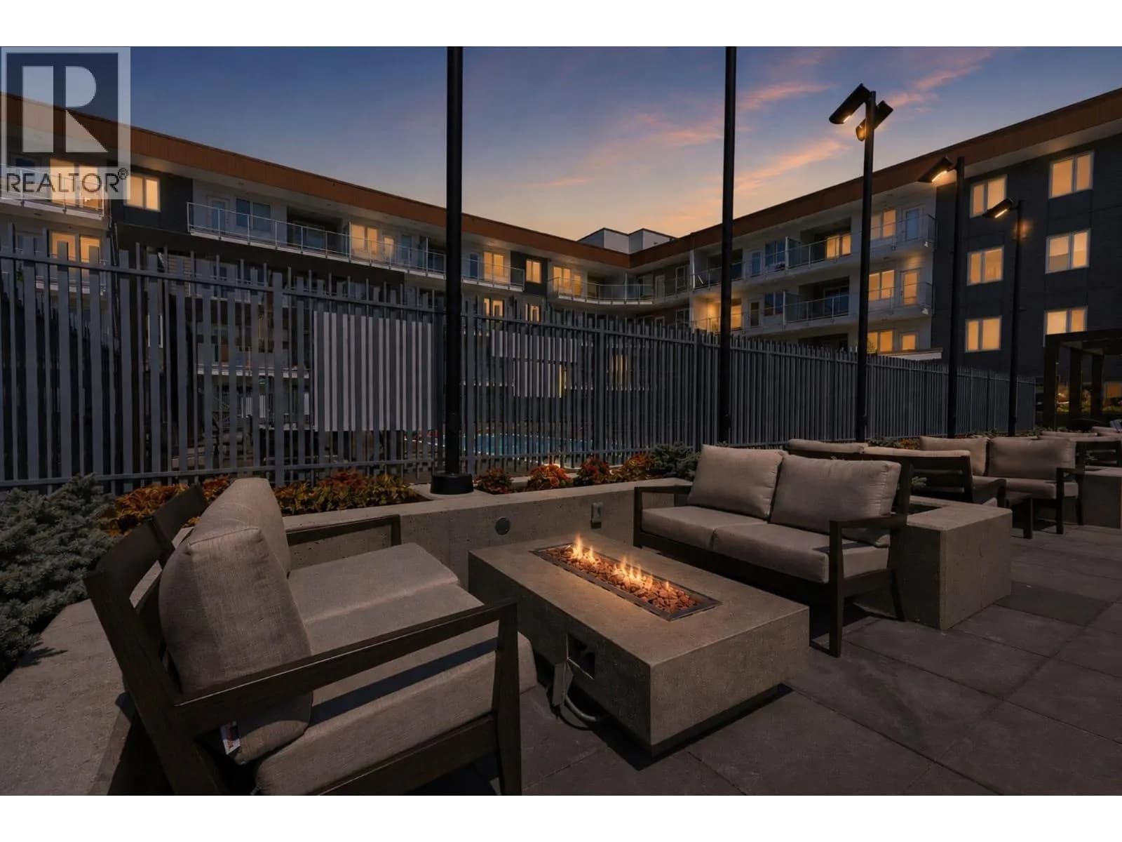 #412 270 Riverside Drive, Penticton, BC photo 5