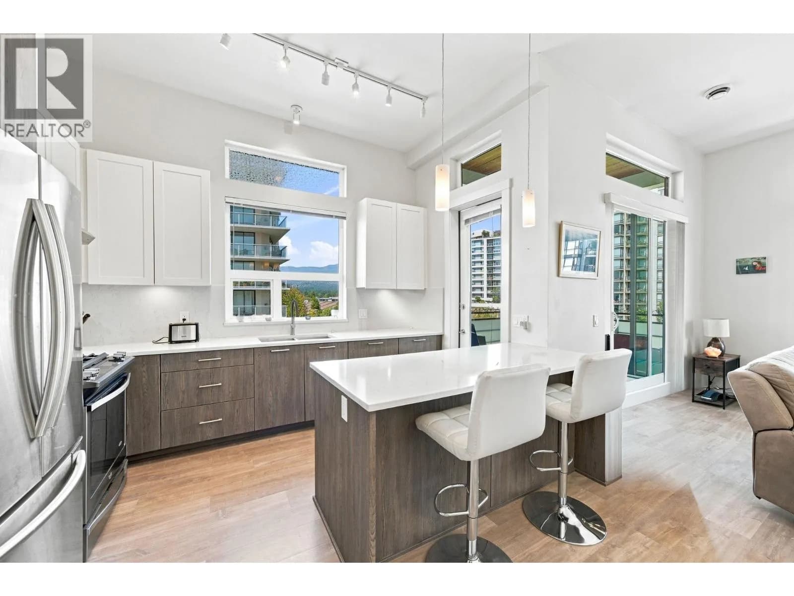 #606 123 W 1ST STREET, North Vancouver, BC photo 2