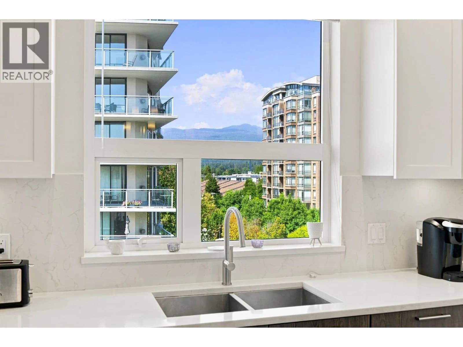 #606 123 W 1ST STREET, North Vancouver, BC photo 5