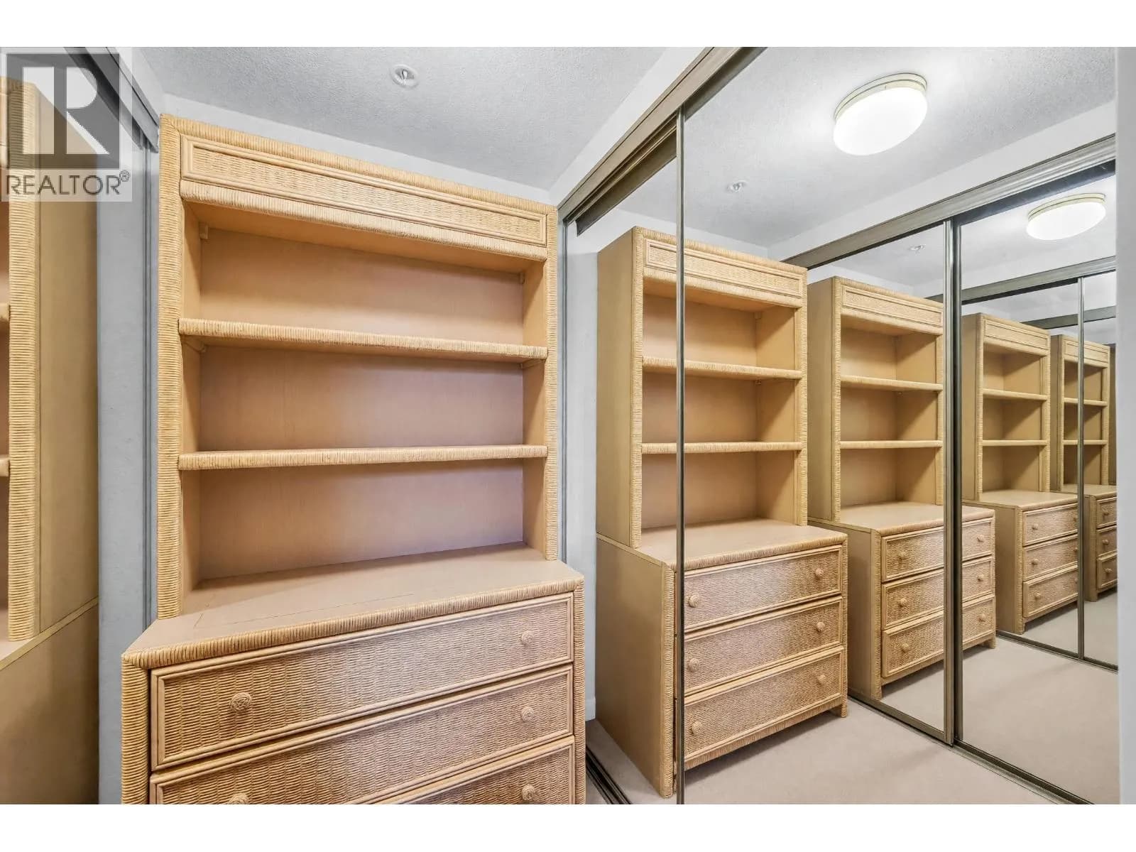 #1601 8238 SABA ROAD, Richmond, BC photo 5