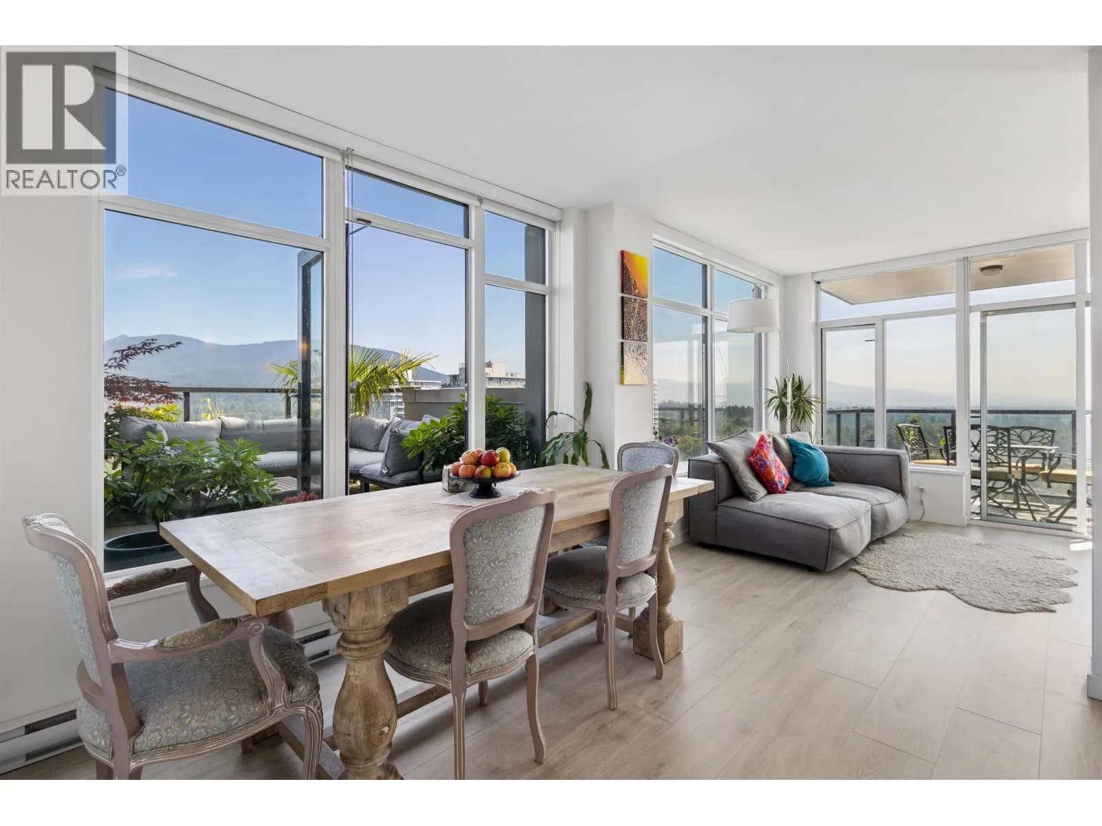 3080 LINCOLN AVENUE, Coquitlam