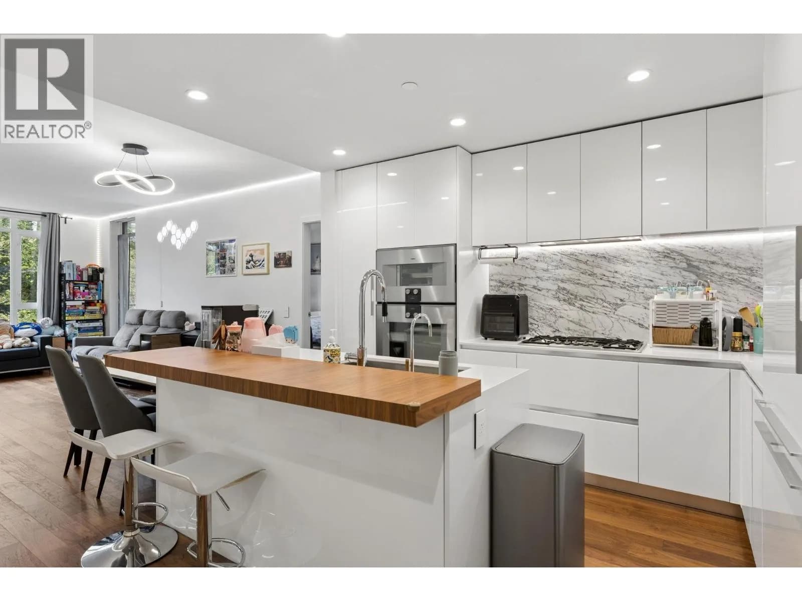 #203 7428 ALBERTA STREET, Vancouver, BC photo 3