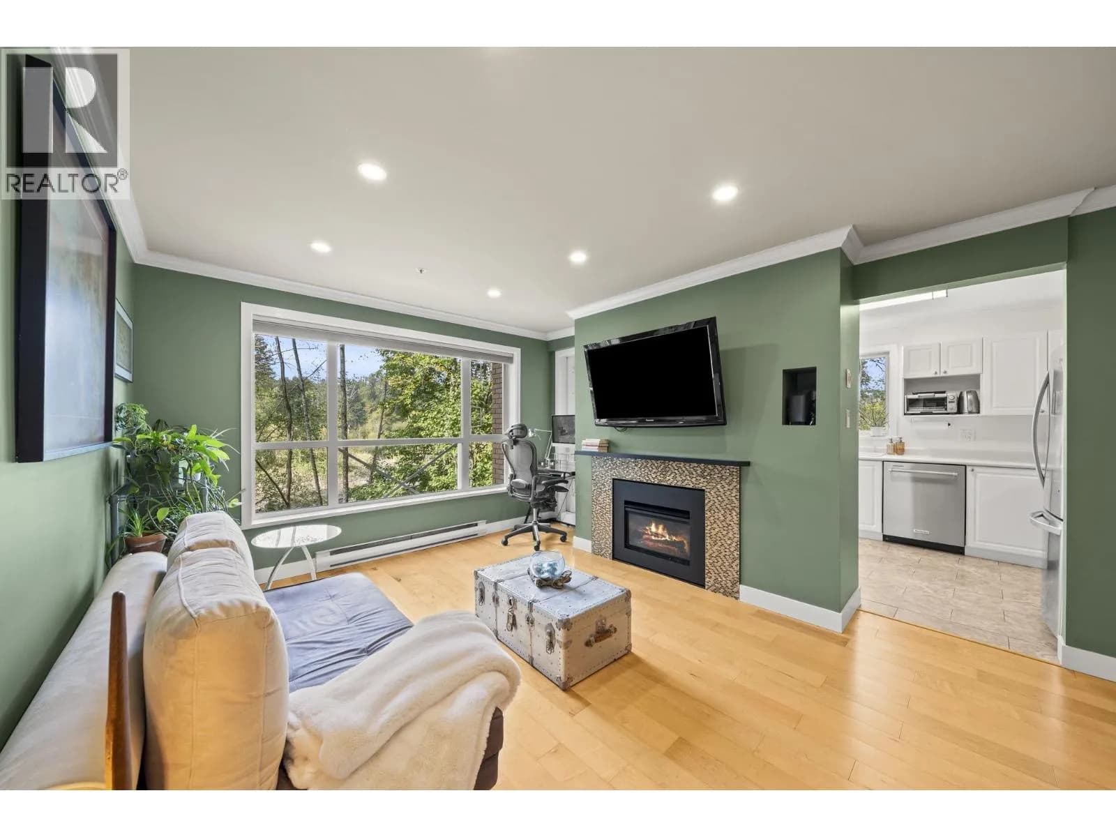 #217 2551 PARVIEW LANE, Port Coquitlam, BC photo 5