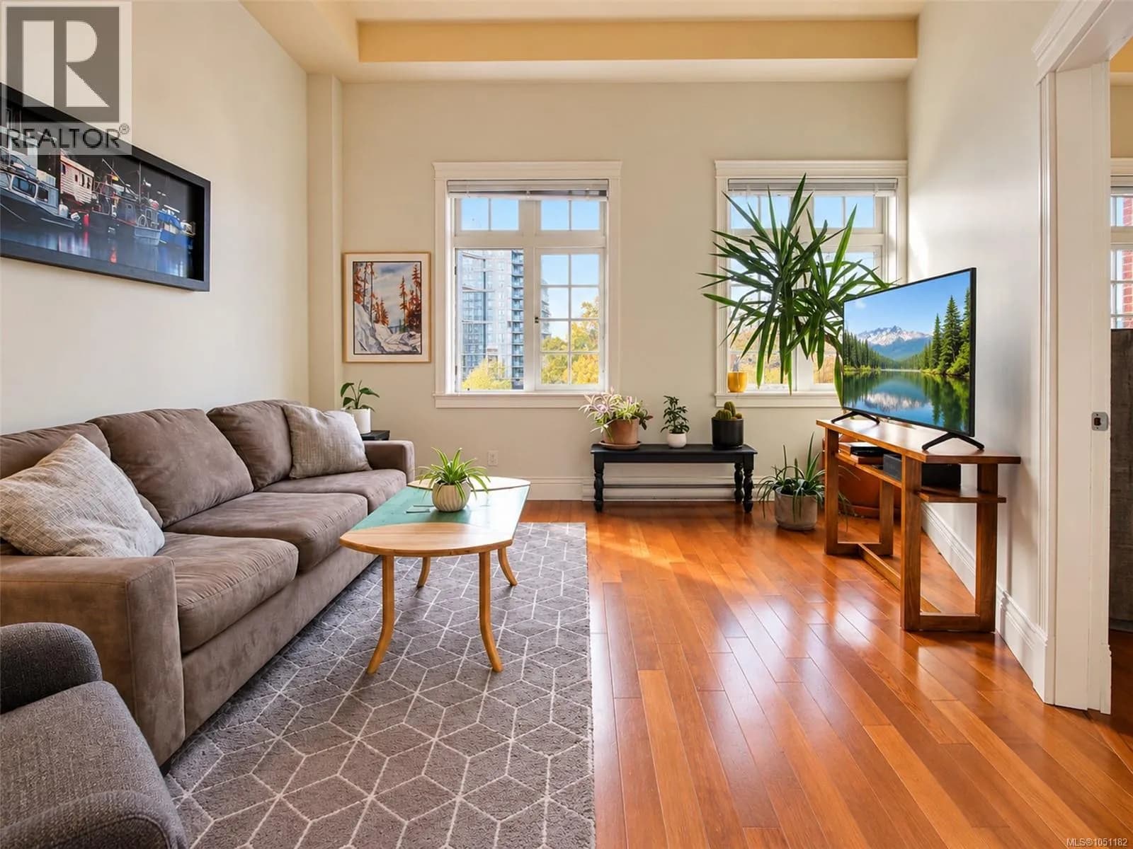 1602 Quadra St, Victoria