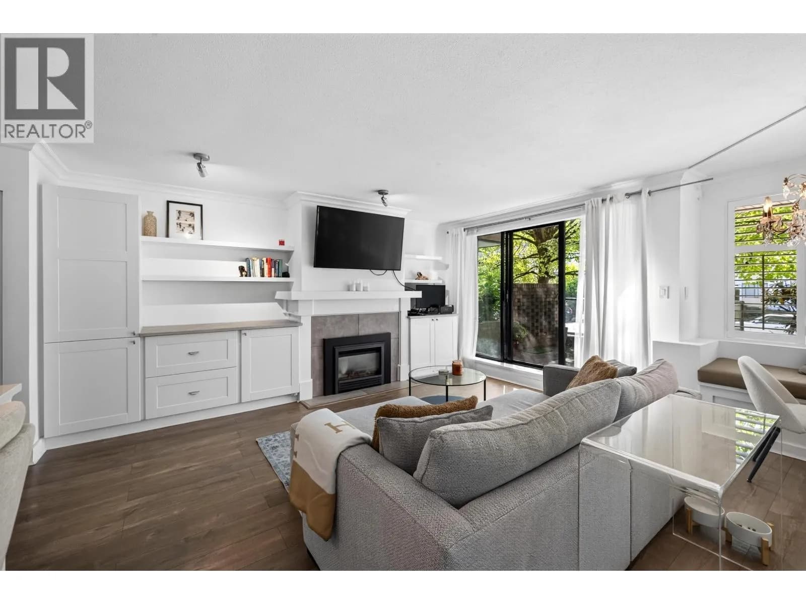 #101 1702 CHESTERFIELD AVENUE, North Vancouver, BC photo 5