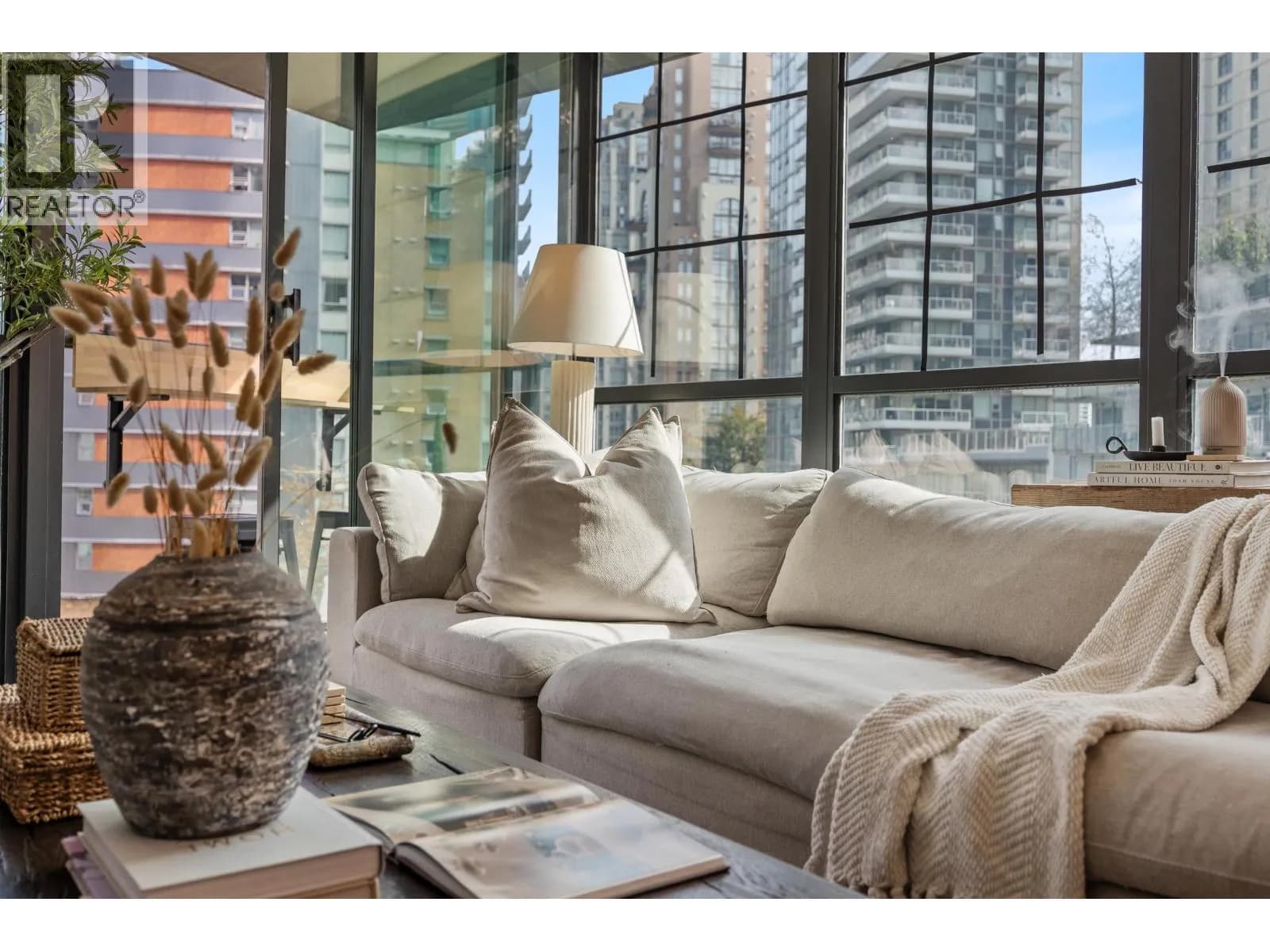 #609 501 PACIFIC STREET, Vancouver, BC photo 2