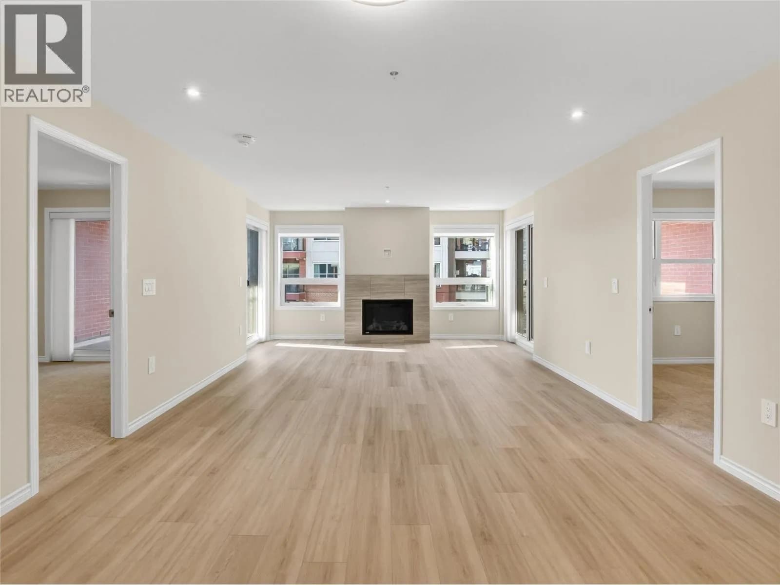 #604 3362 SKAHA LAKE Road, Penticton, BC photo 4