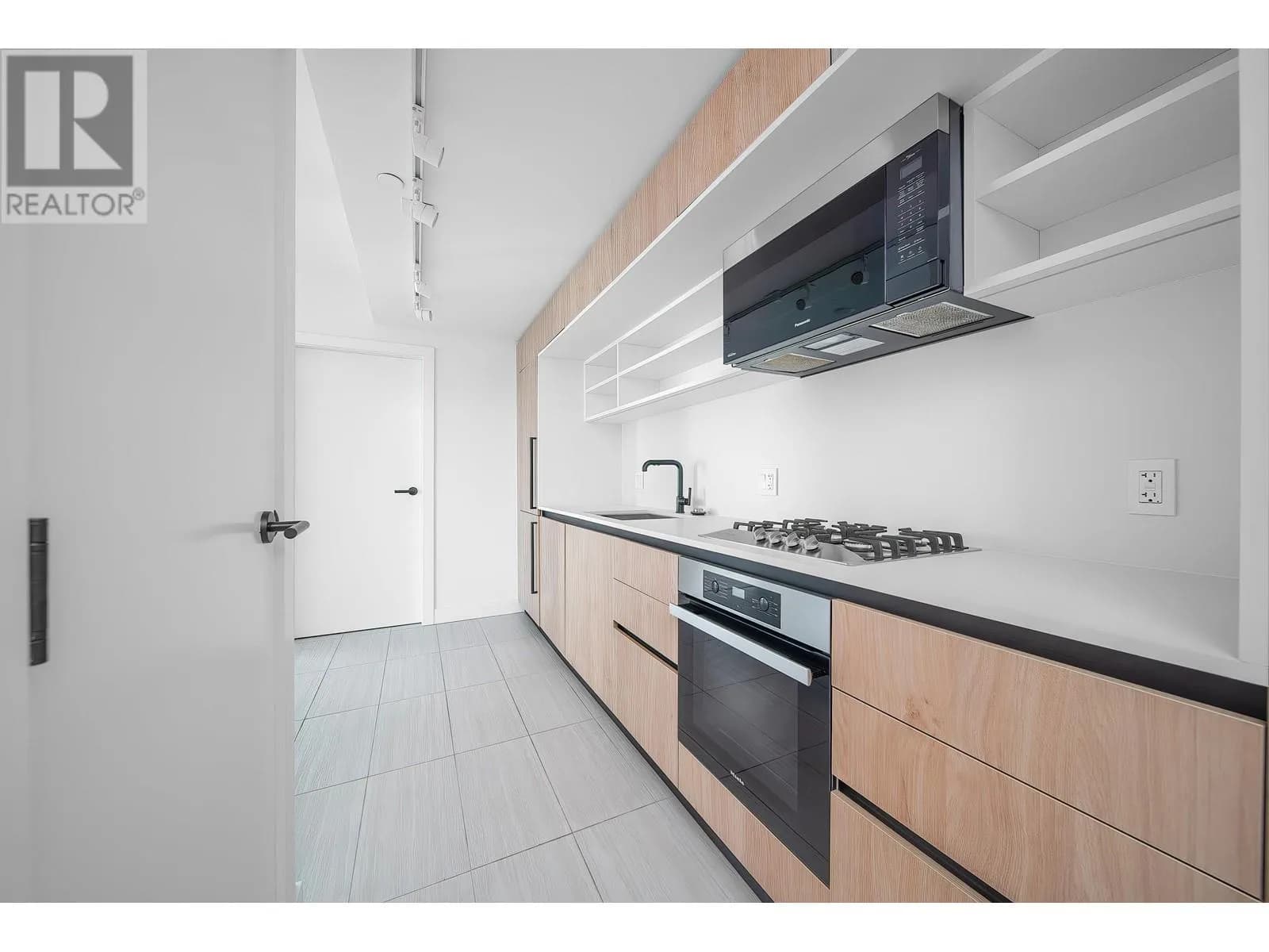 #1009 5058 JOYCE STREET, Vancouver, BC photo 3
