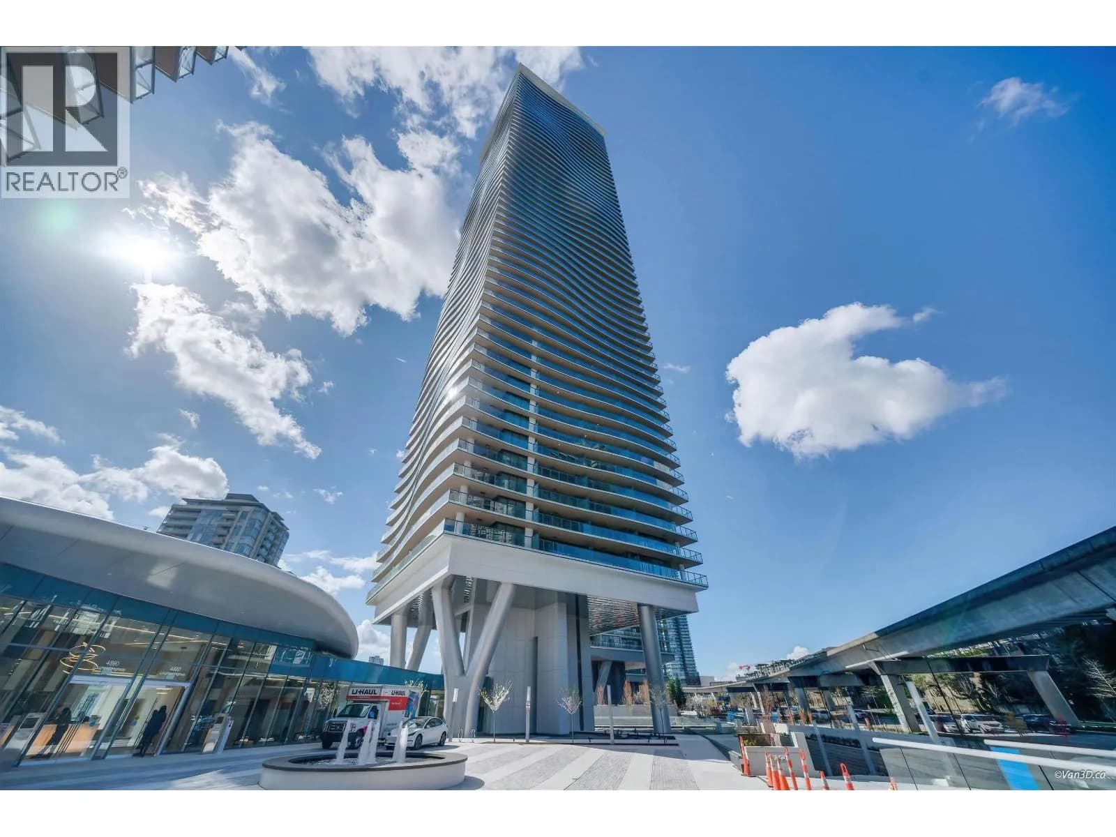 4880 LOUGHEED HIGHWAY, Burnaby