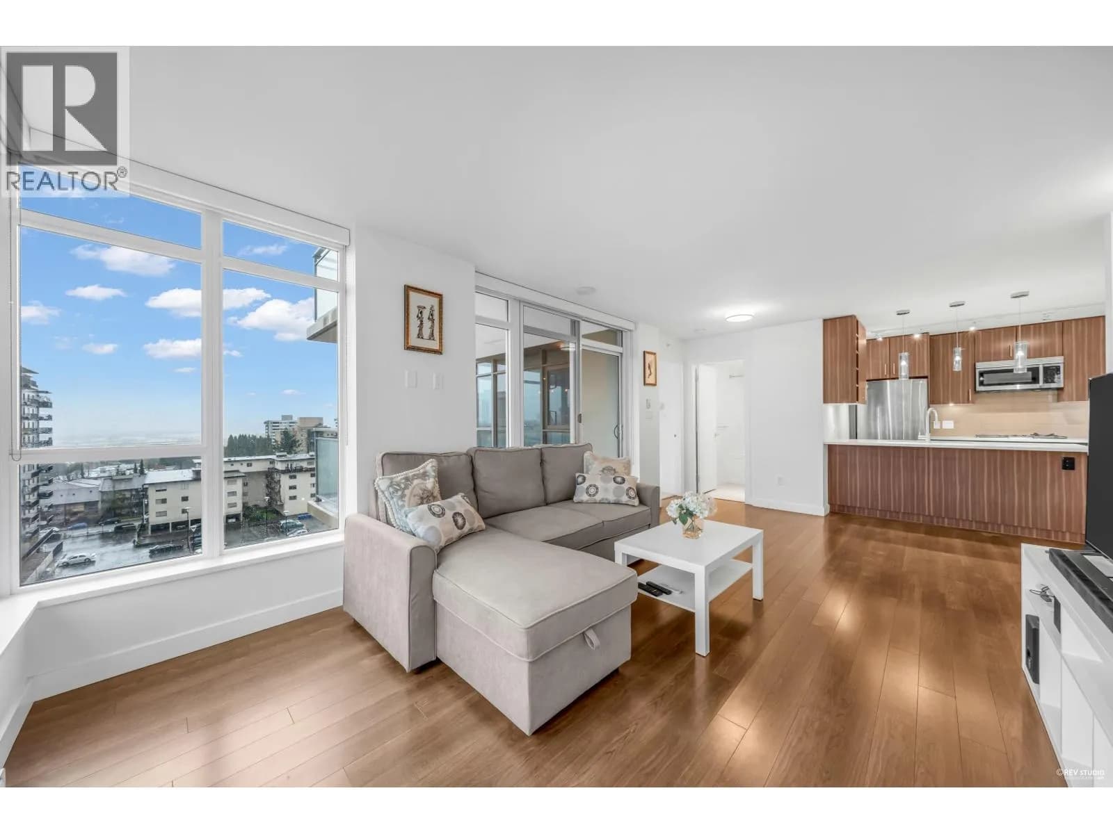 #903 608 BELMONT STREET, New Westminster, BC photo 3