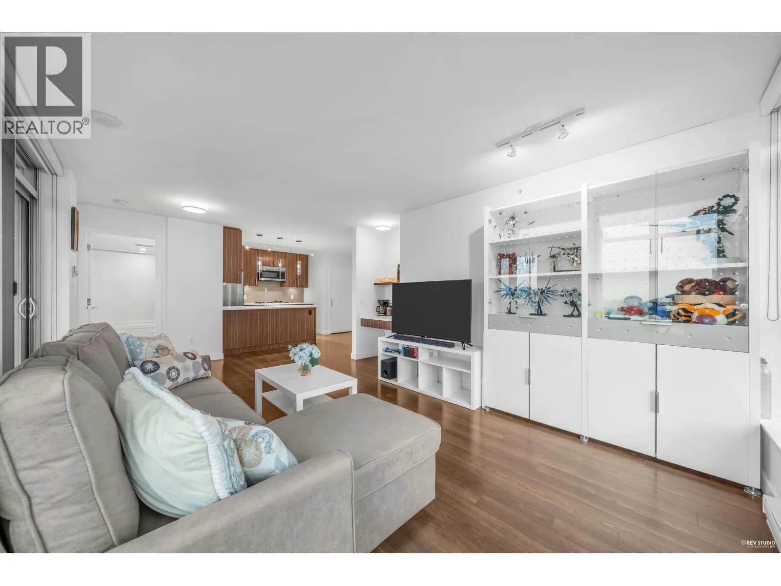 #903 608 BELMONT STREET, New Westminster, BC photo 4