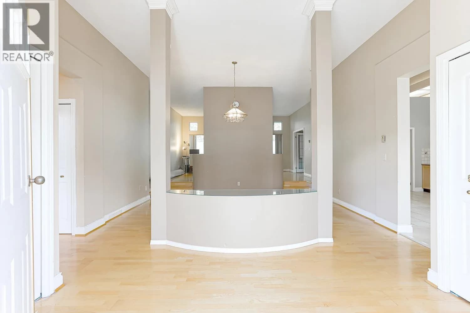 #303 7500 ABERCROMBIE DRIVE, Richmond, BC photo 2