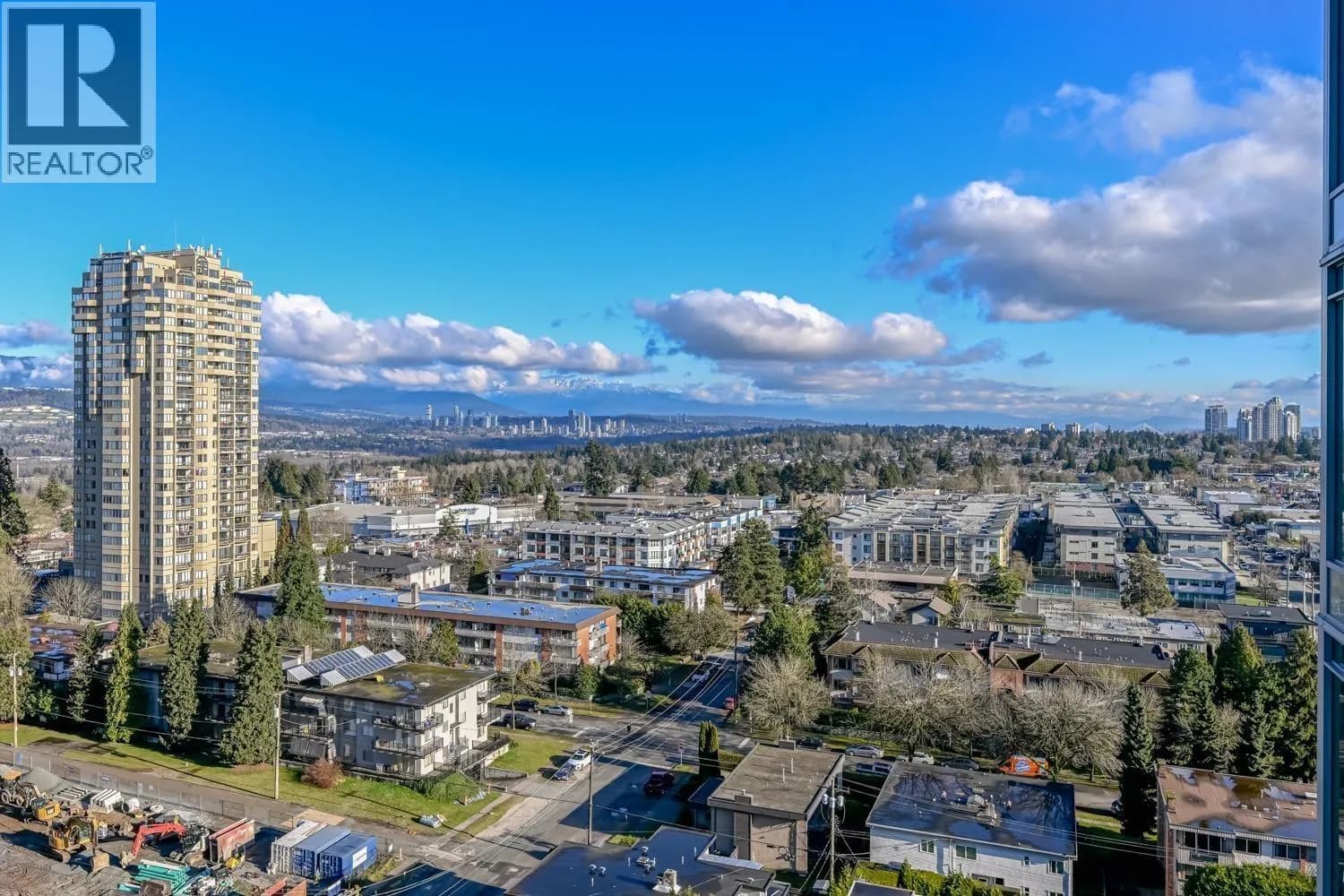 #1605 6700 DUNBLANE AVENUE, Burnaby, BC photo 2