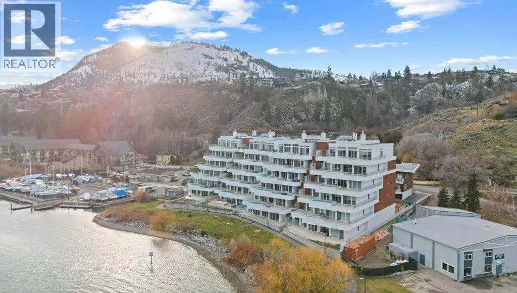 13419 Lakeshore Drive S, Summerland