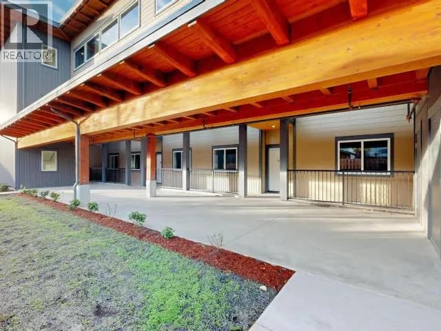 C102-6900 BURNABY STREET, Powell River, BC photo 3