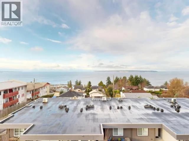 C303-6900 BURNABY STREET, Powell River
