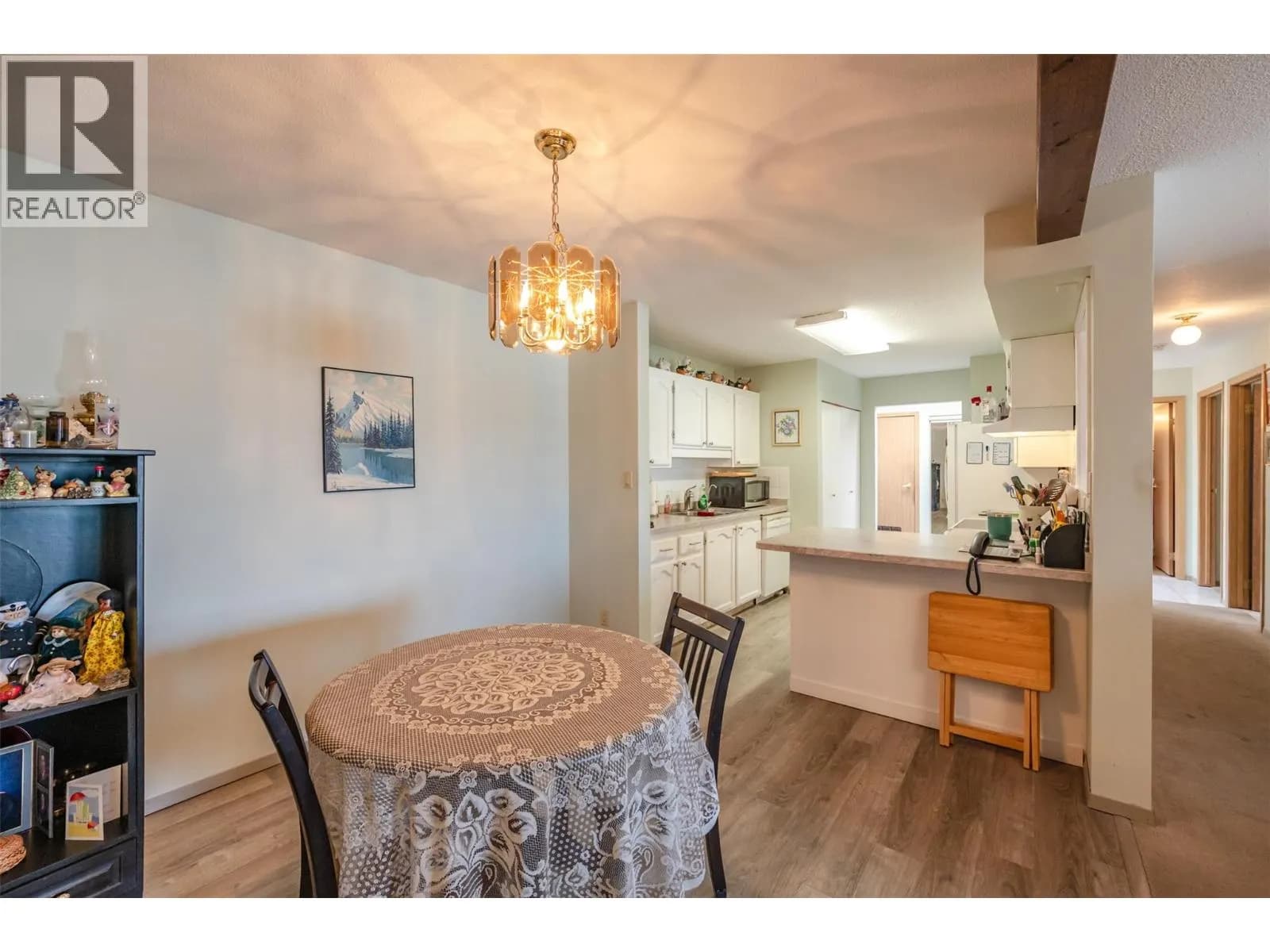 195 Warren Avenue W, Penticton