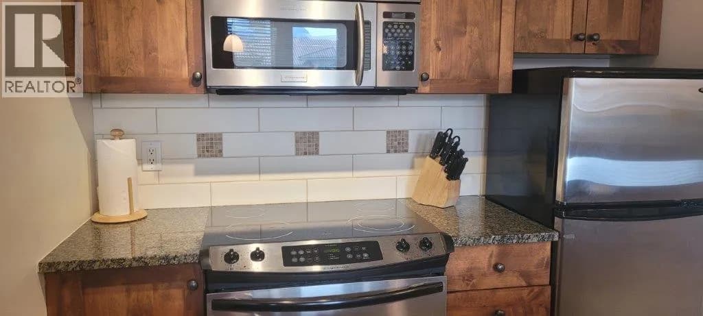#205 4200 Lakeshore Drive, Osoyoos, BC photo 1