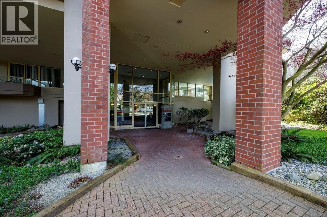 #903 738 FARROW STREET, Coquitlam, BC photo 2