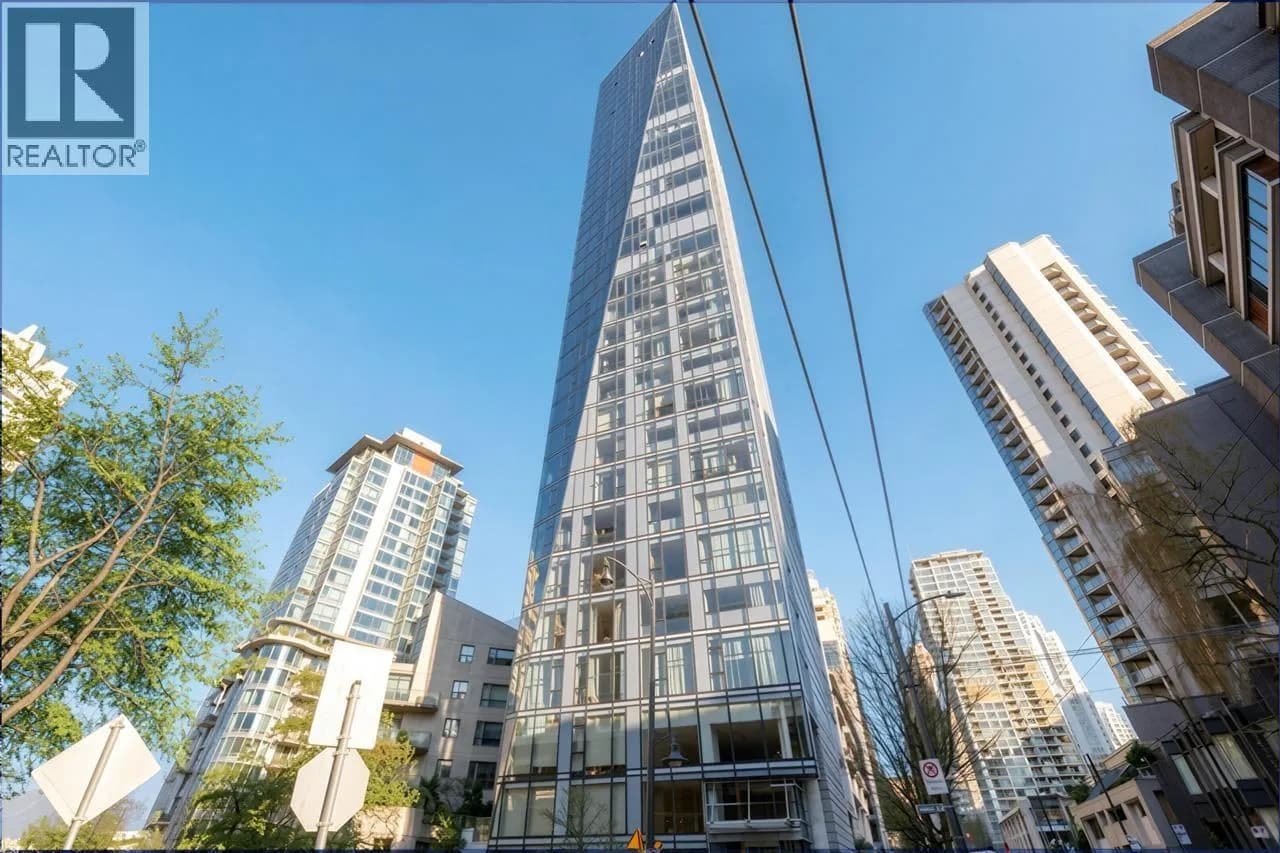 1499 W PENDER STREET, Vancouver