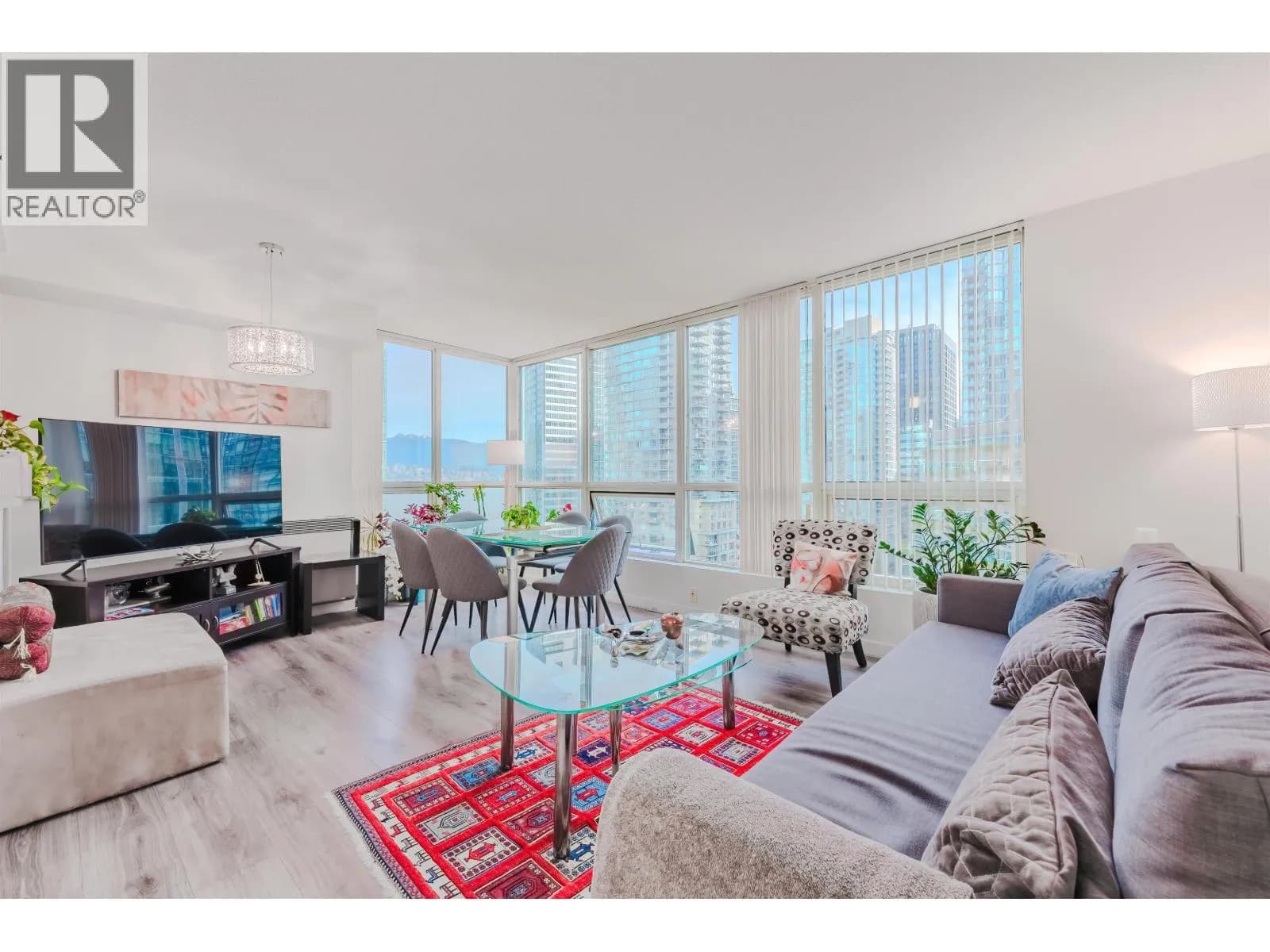 555 JERVIS STREET, Vancouver