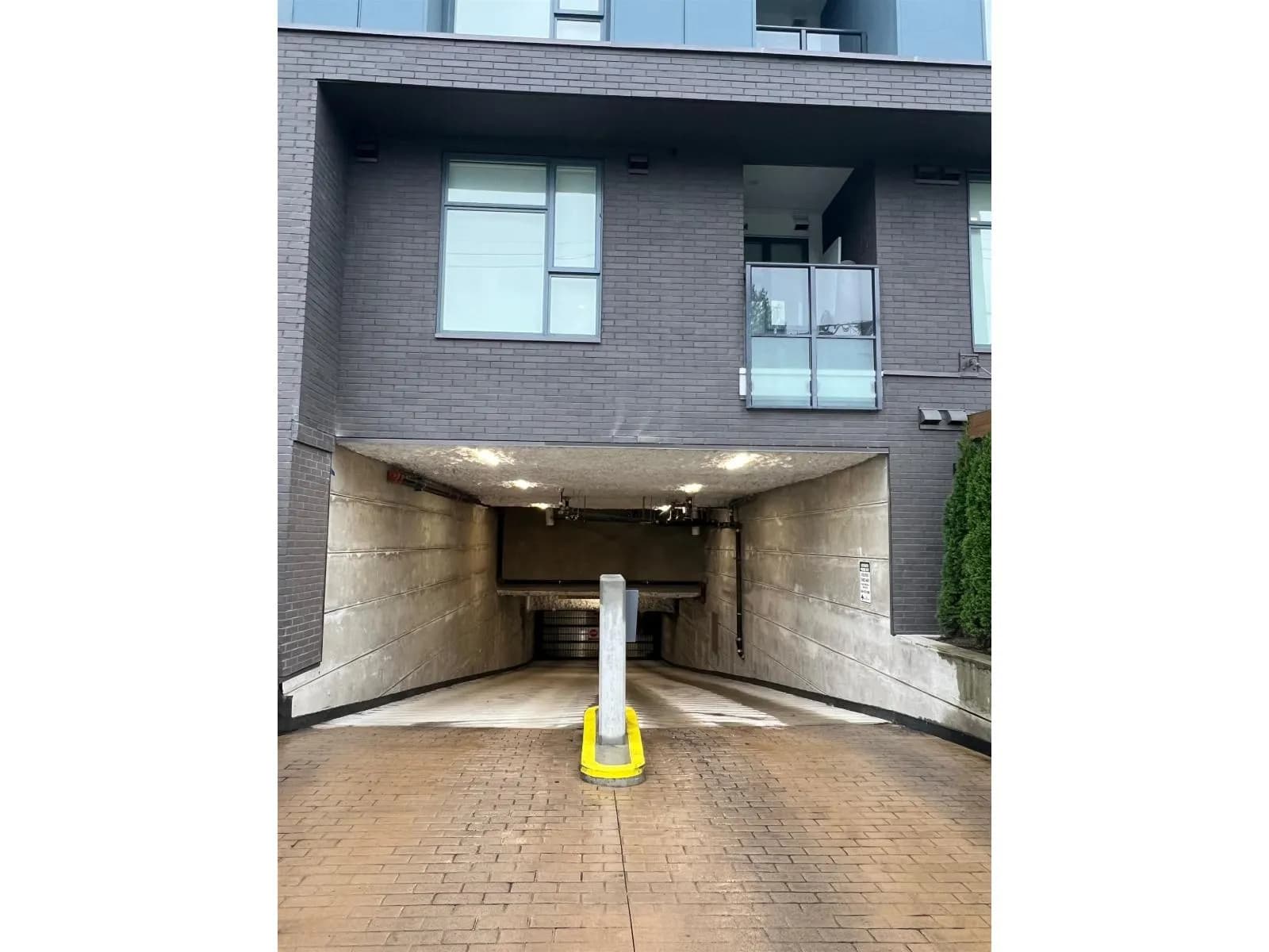 #608 10828 139A STREET, Surrey, BC photo 3