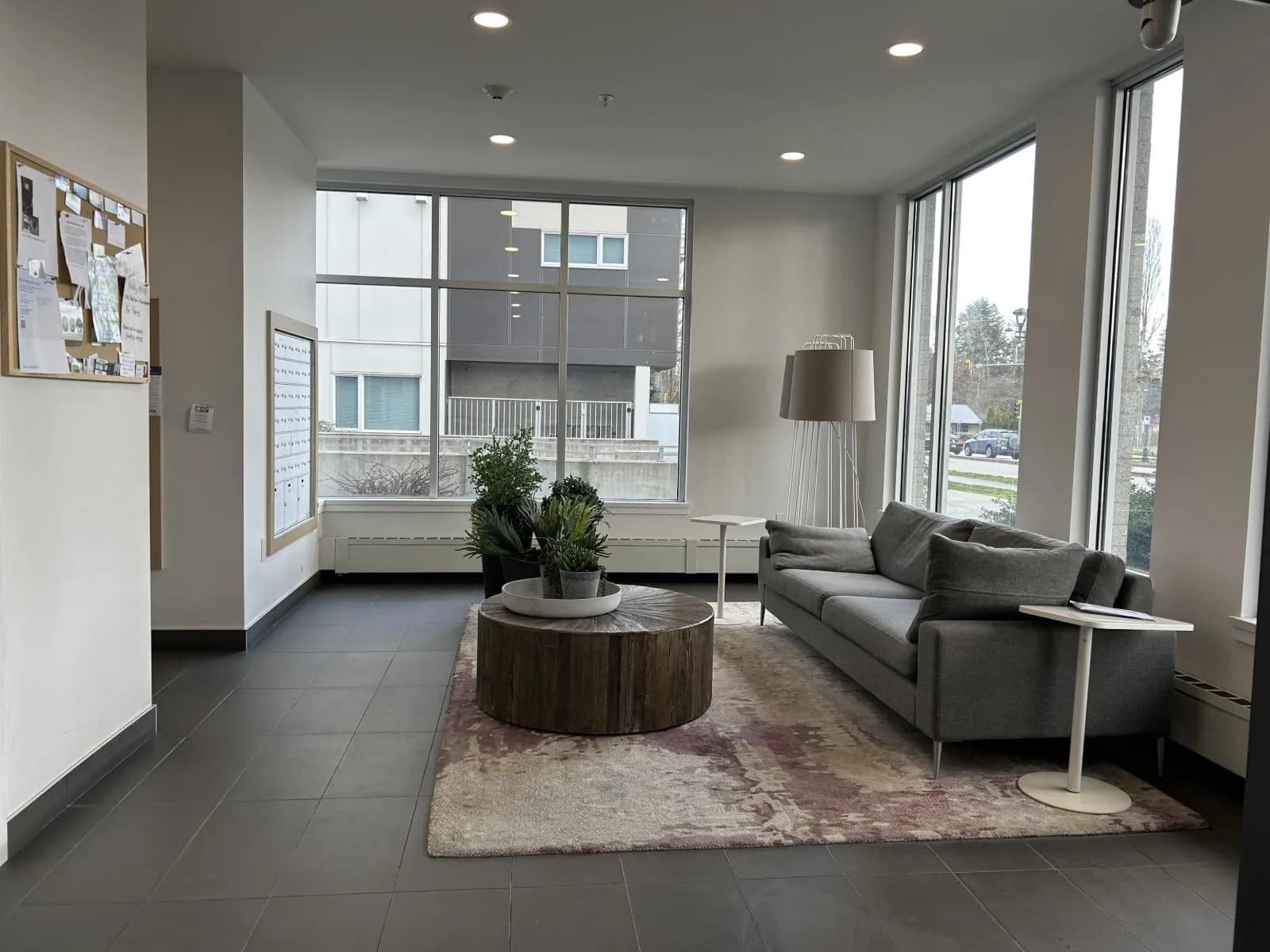 #416 13963 105 BOULEVARD, Surrey, BC photo 3