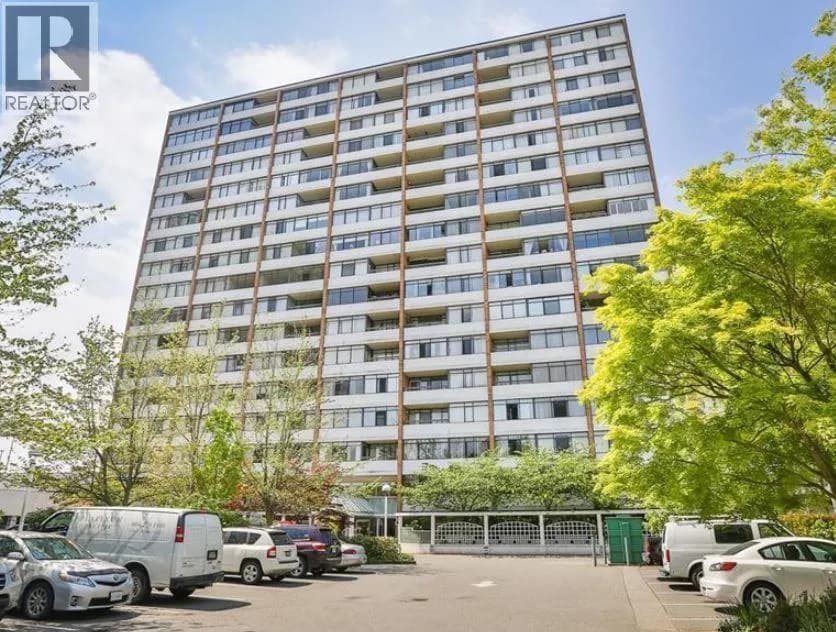 6631 MINORU BOULEVARD, Richmond