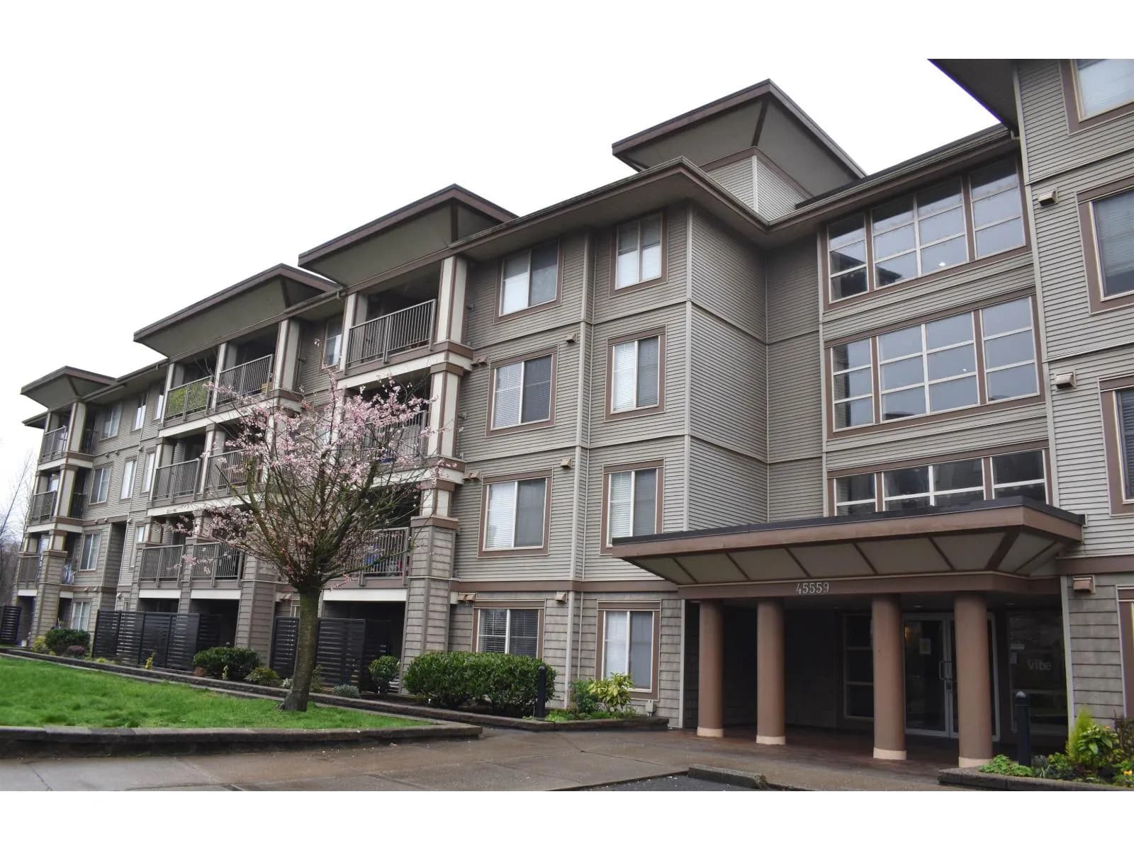 45559 YALE ROAD, Chilliwack