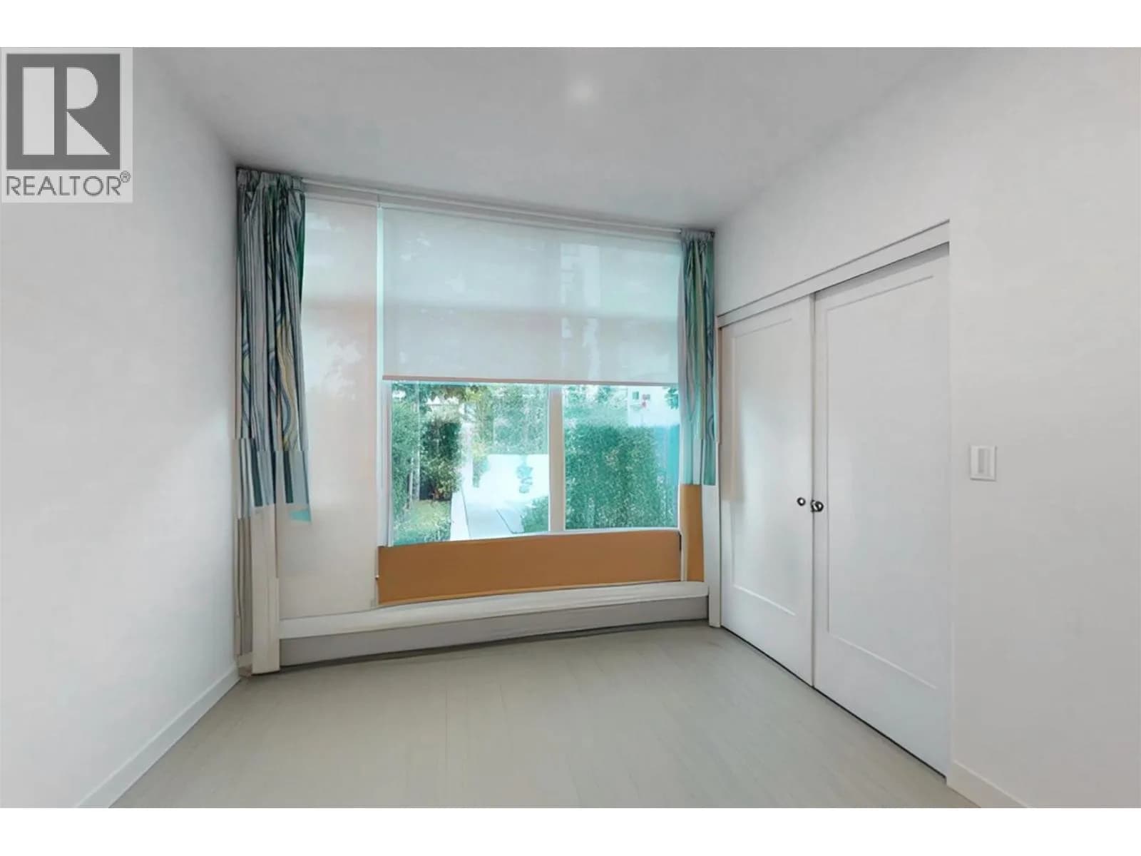 #202 2288 ALPHA AVENUE, Burnaby, BC photo 3