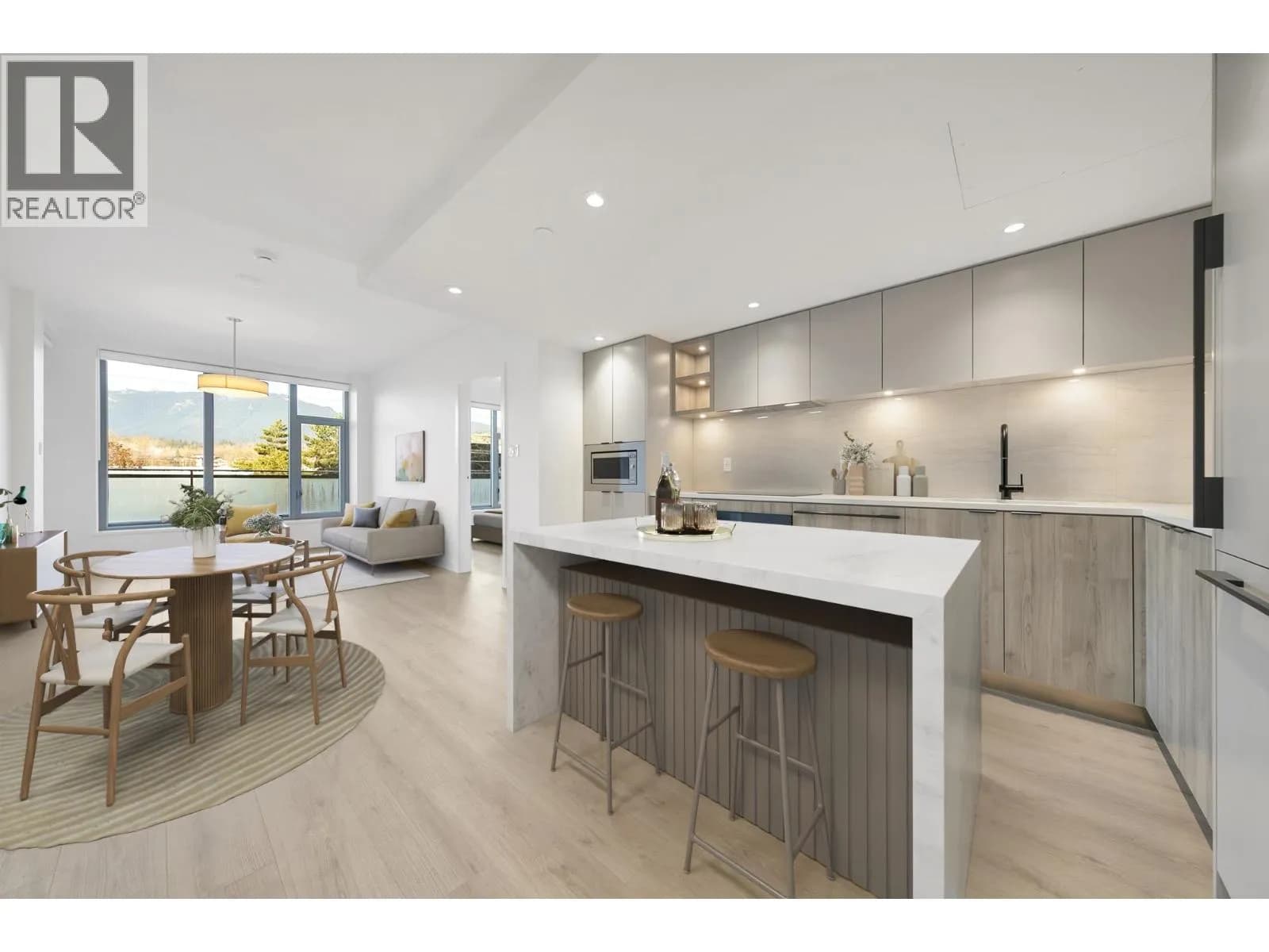 755 HARBOURSIDE DRIVE, West Vancouver
