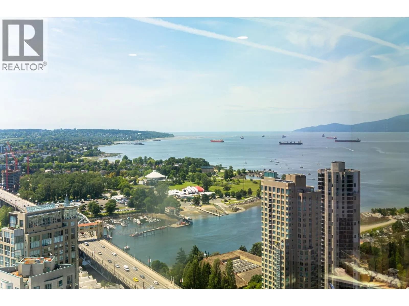 #3501 889 PACIFIC STREET, Vancouver, BC photo 3