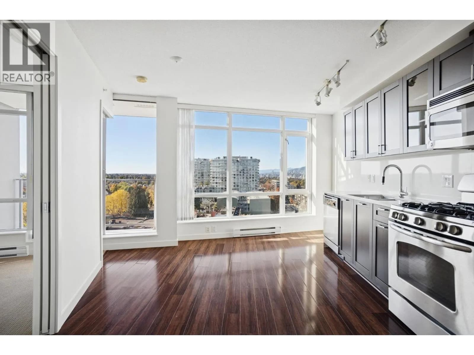 #1010 4815 ELDORADO MEWS, Vancouver, BC photo 2