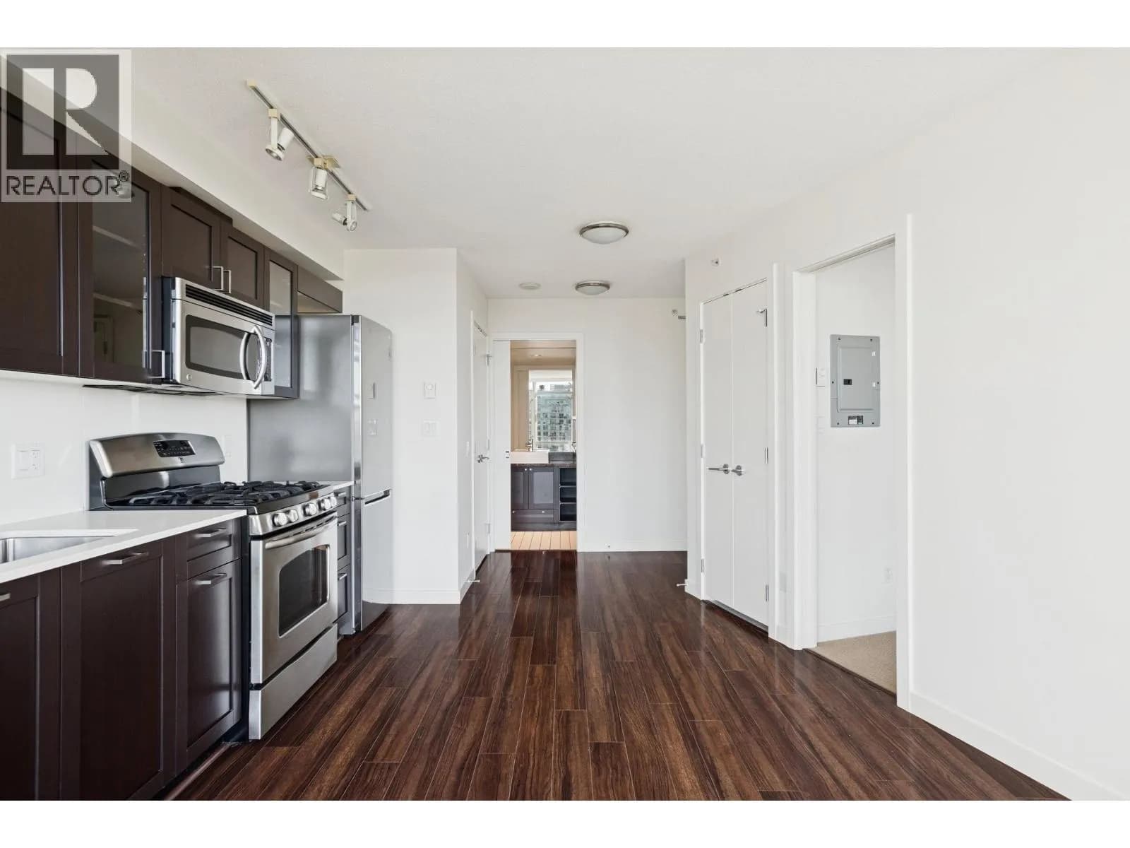 #1010 4815 ELDORADO MEWS, Vancouver, BC photo 3