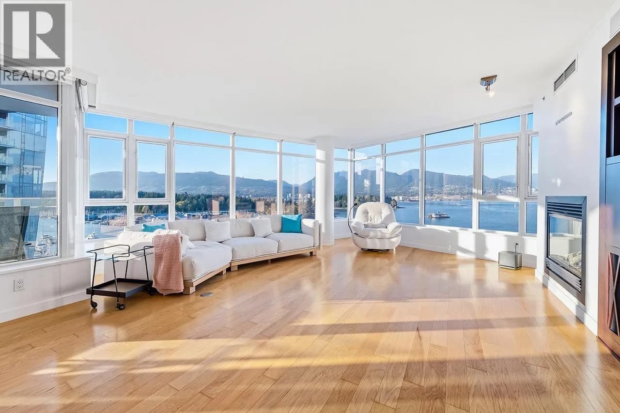 1233 W CORDOVA STREET, Vancouver
