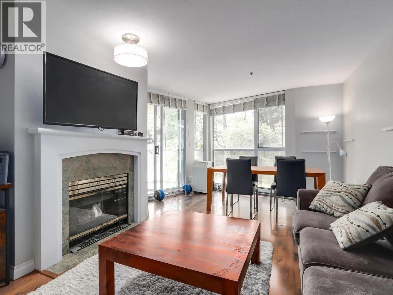 #3 8420 JELLICOE STREET, Vancouver, BC photo 3