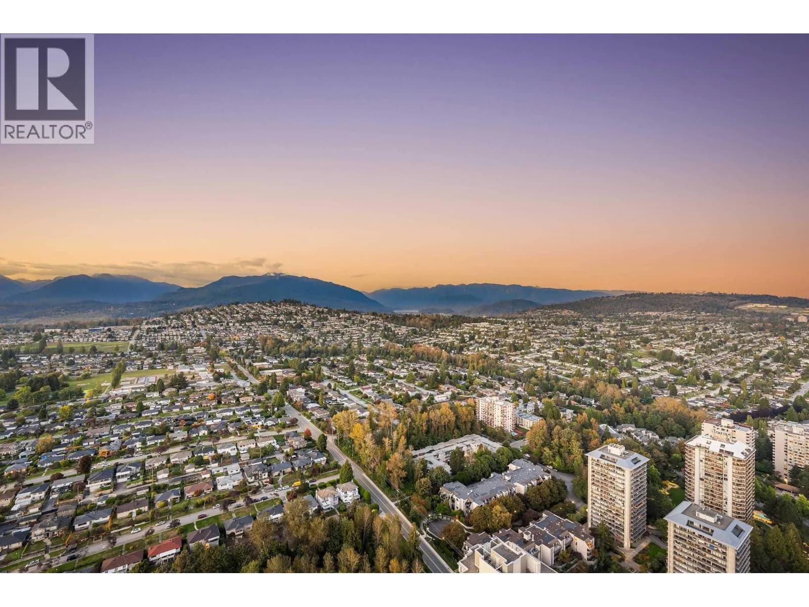 #5404 4880 LOUGHEED HIGHWAY, Burnaby, BC photo 2
