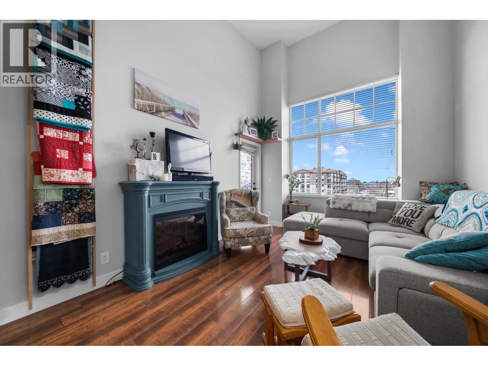 11935 BURNETT STREET, Maple Ridge