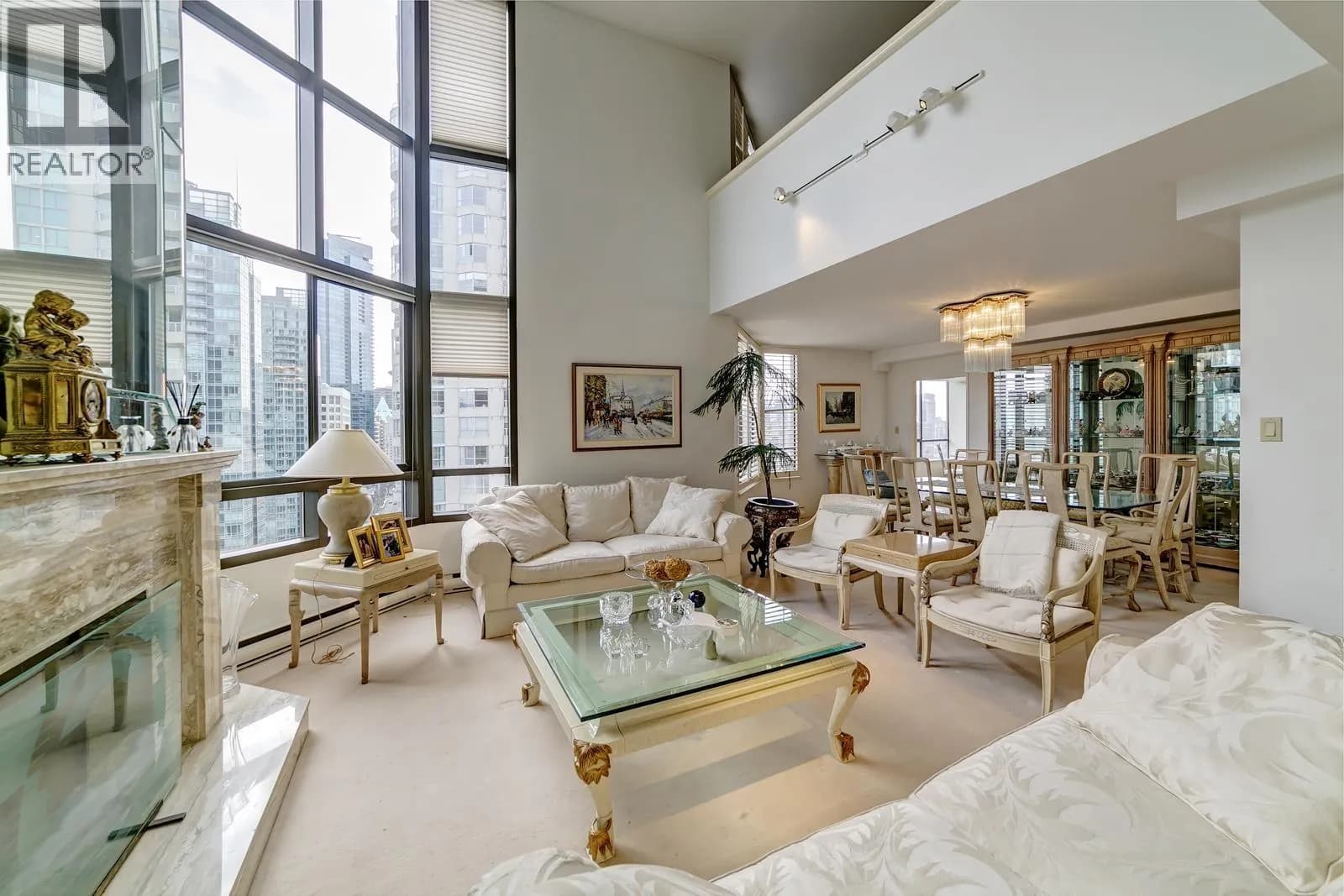 738 BROUGHTON STREET, Vancouver