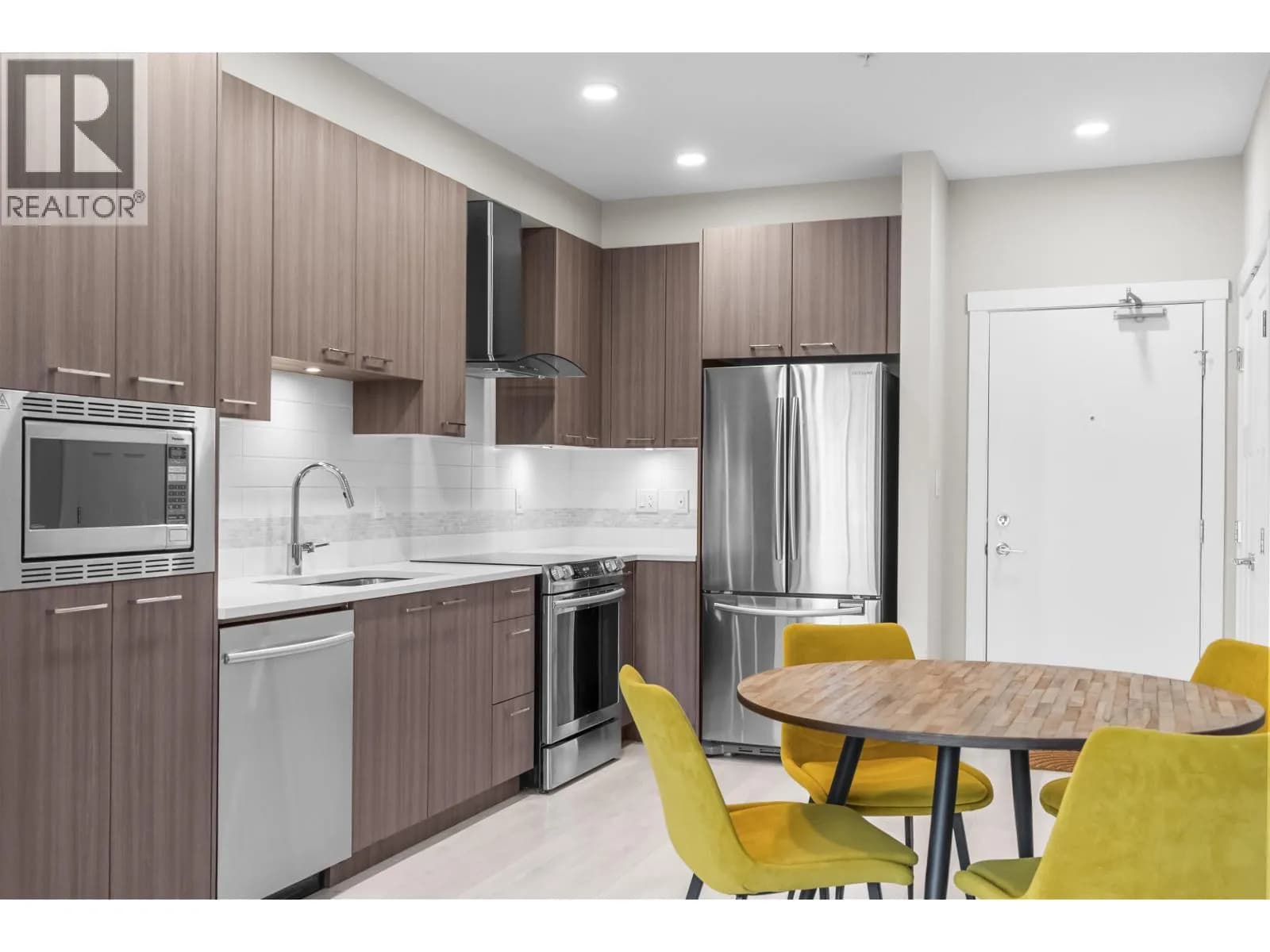 4690 HAWK LANE, Tsawwassen