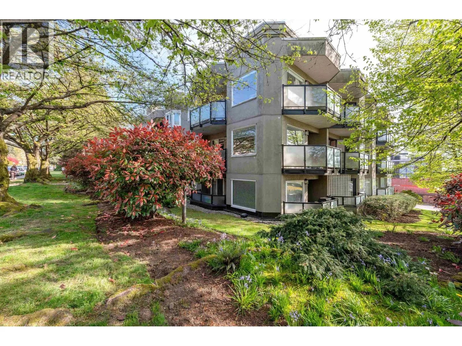 175 W 4TH STREET, North Vancouver