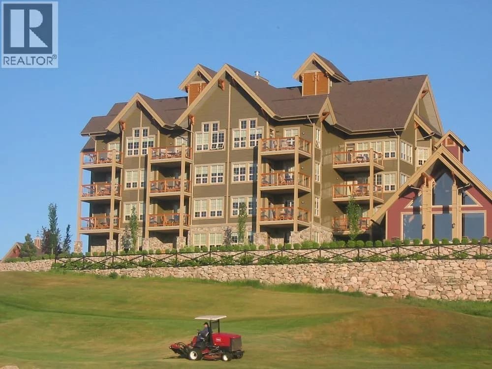 105 Village Centre Court, Vernon