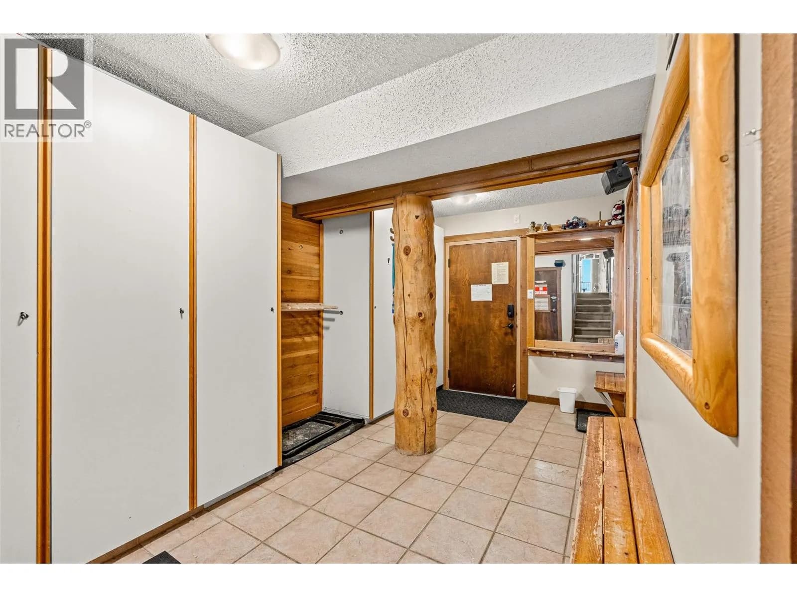 7470 Porcupine Road, Big White