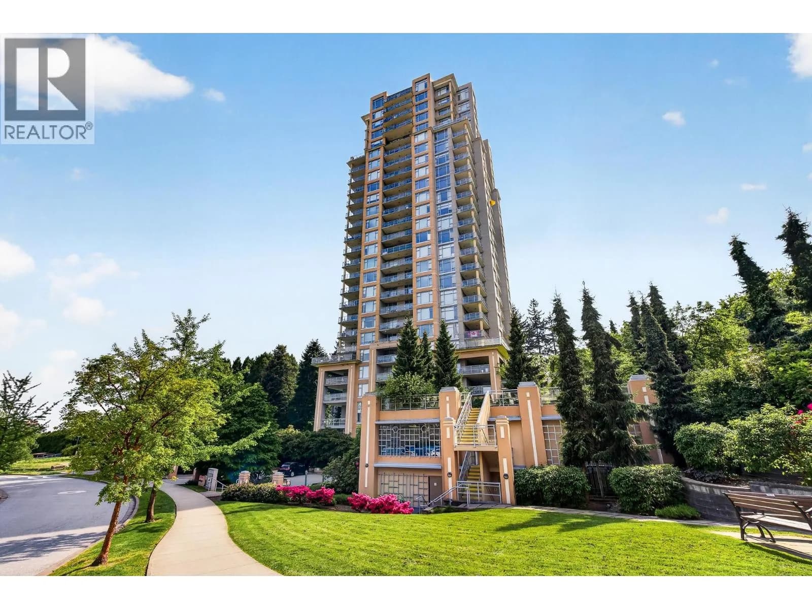 280 ROSS DRIVE, New Westminster