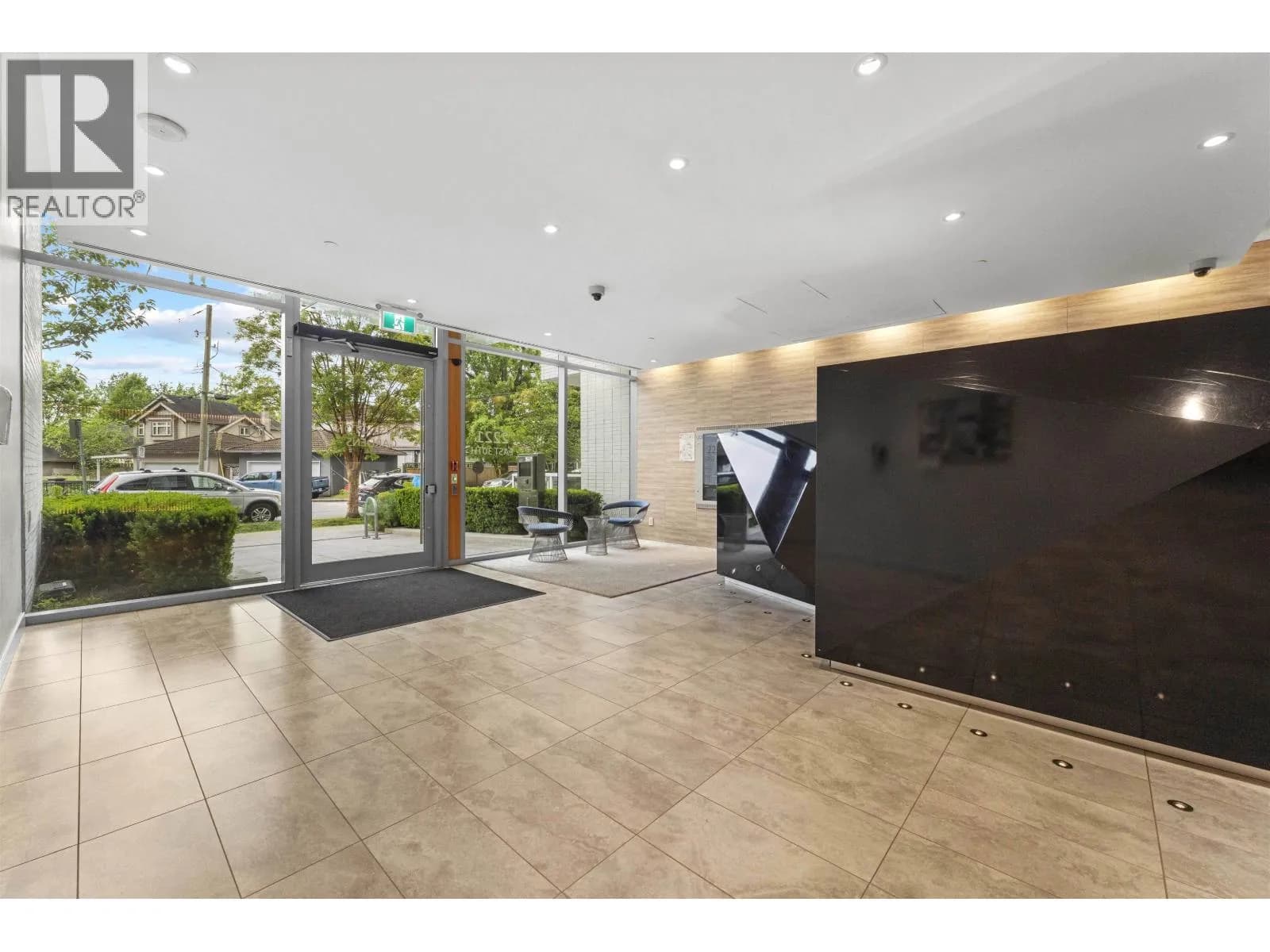 #806 2221 E 30TH AVENUE, Vancouver, BC photo 3