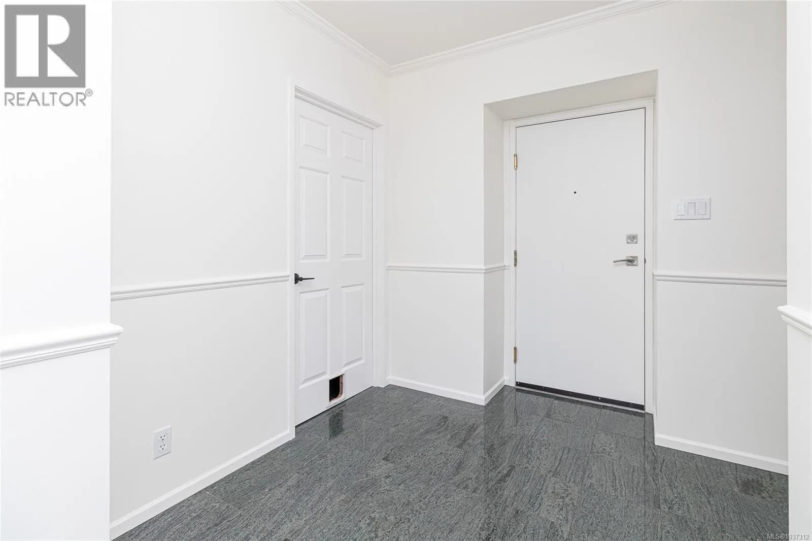 #1702 1020 View St, Victoria, BC photo 3