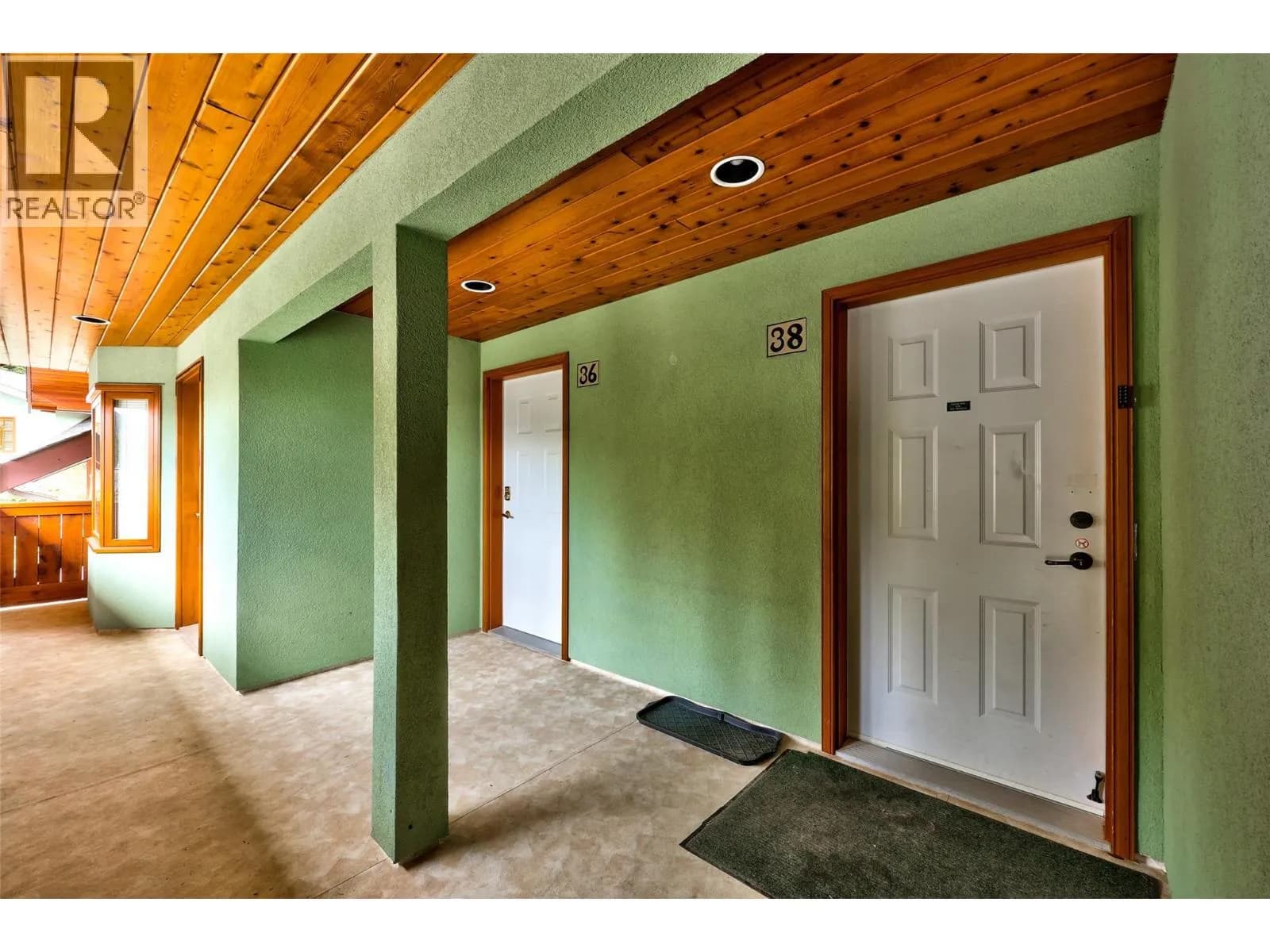 #38 3320 Village Place, Sun Peaks, BC photo 2