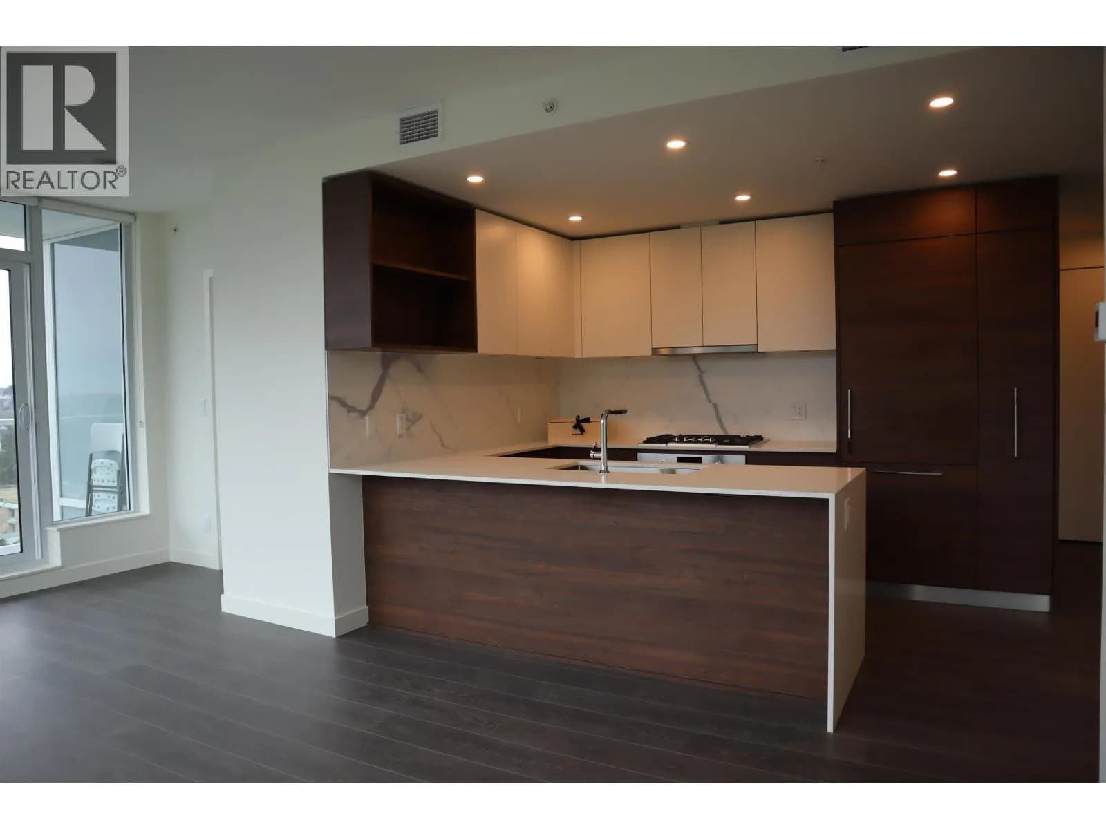 #705 585 AUSTIN AVENUE, Coquitlam, BC photo 2